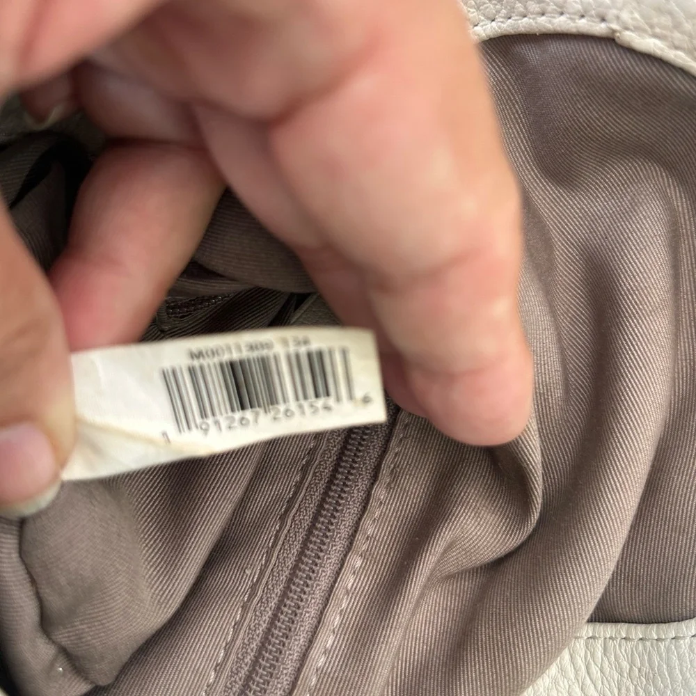 Marc by Marc Jacobs Classic Q Natasha Leather Crossbody Bag With Gold Hardware - Picture 9 of 14